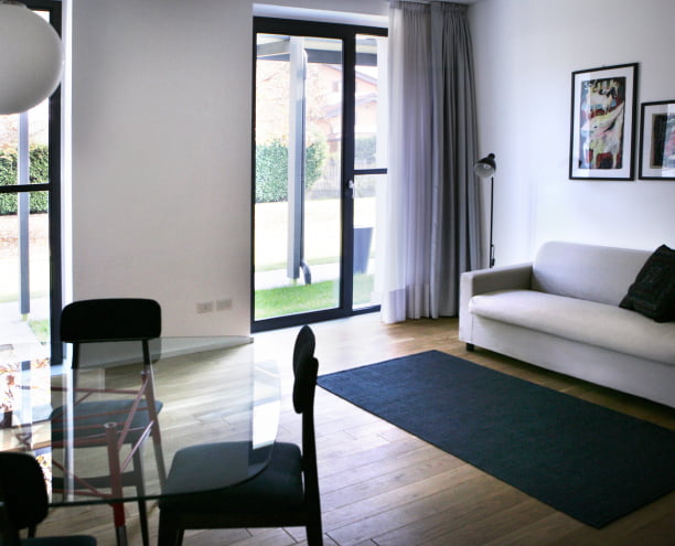 Zona giorno con divano