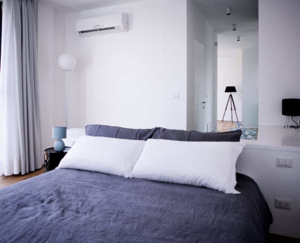 Camera da letto con letto matrimoniale